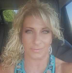 Meet your Posher, Jenae